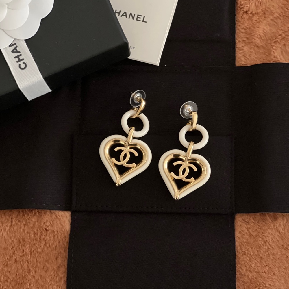Auth Chanel 19P Heart CC Dangle Earrings White w/ Gold Hardware - RARE